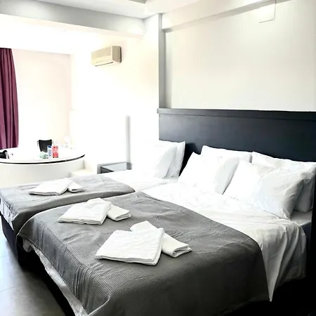 With Jacuzzi And Pool 10 Minutes From The Deadsea Фетхие